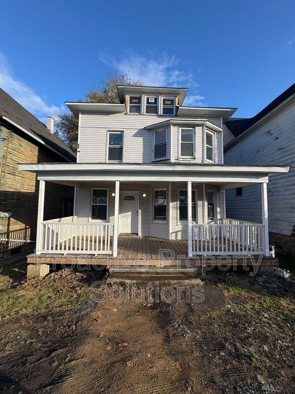 415 S Main Ave - Photo 2 of 34