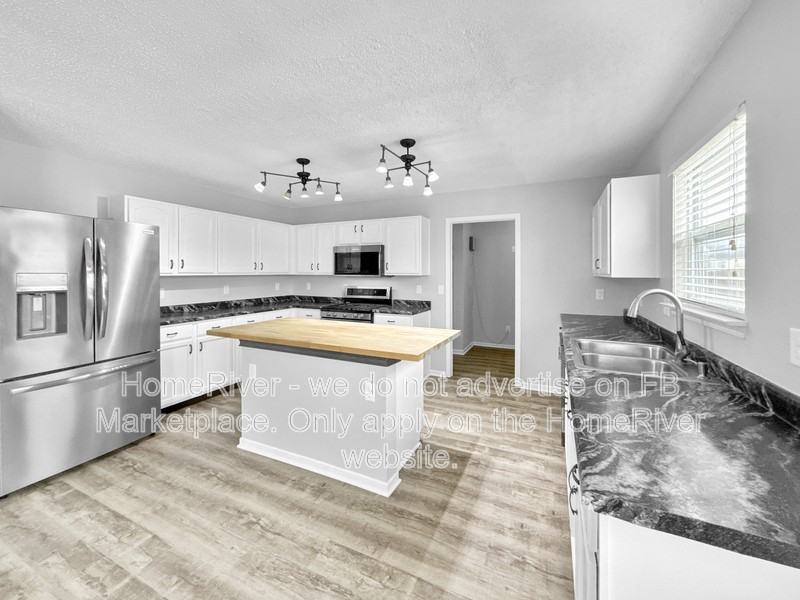 5732 N Rockingham Ln - Photo 5 of 29