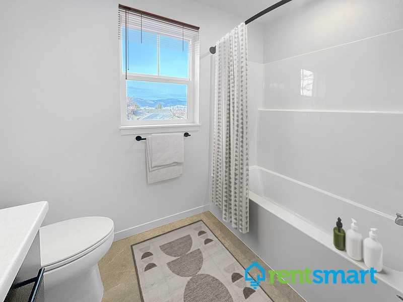 2405 Arcadia Dr #101 - Photo 3 of 10