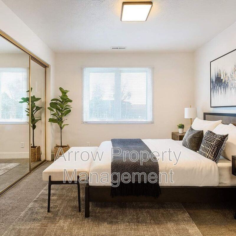 2323 T St #10 - Photo 6 of 7