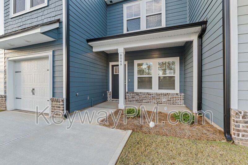 8049 Kinsale Ave Se - Photo 5 of 22