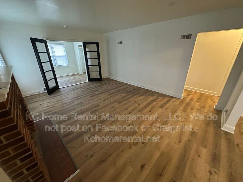 4748 Eastern Ave - Photo 5 of 38