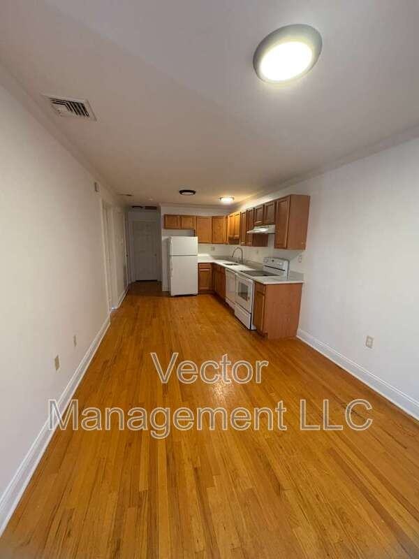 14 Sebec St #2 - Photo 3 of 10