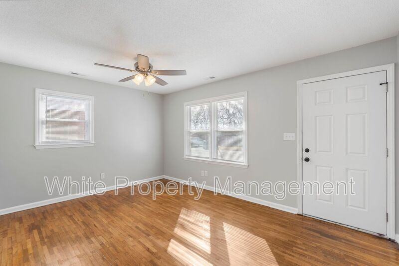 911 Belinda St - Photo 2 of 26