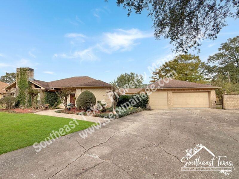 4620 Monticello St - Photo 2 of 11