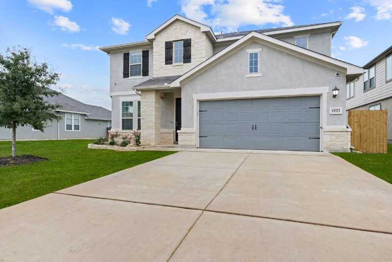 19322 Amore Blf - Photo 2 of 36