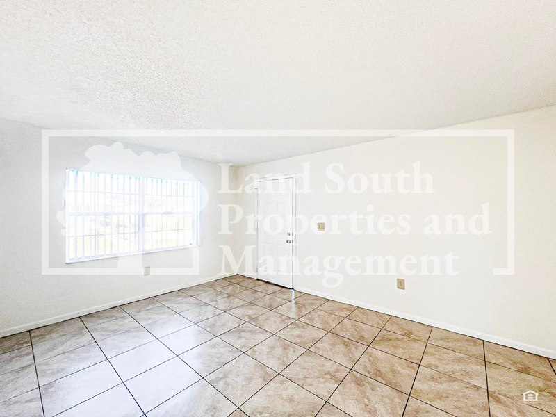 5824 Charlton Dr #5822-5824 - Photo 4 of 14