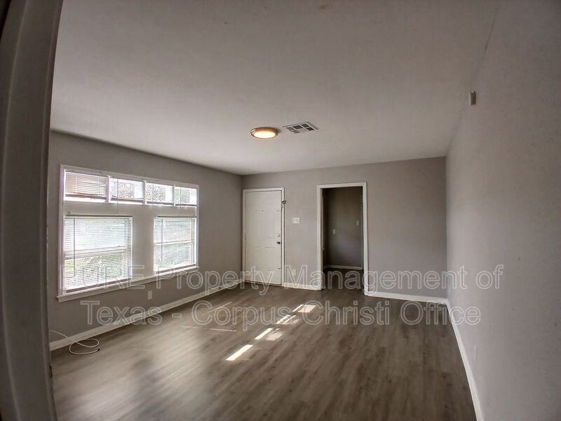 3432 Olsen Dr - Photo 4 of 18