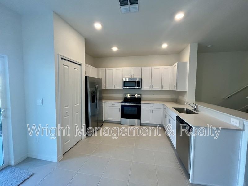 36113 Risa Michele St - Photo 4 of 23