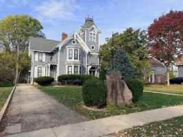 featured image of 601 Pearl Street