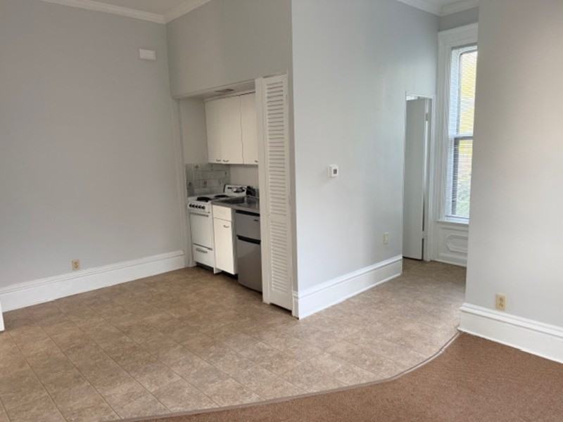 601 Pearl Street - Photo 4 of 7