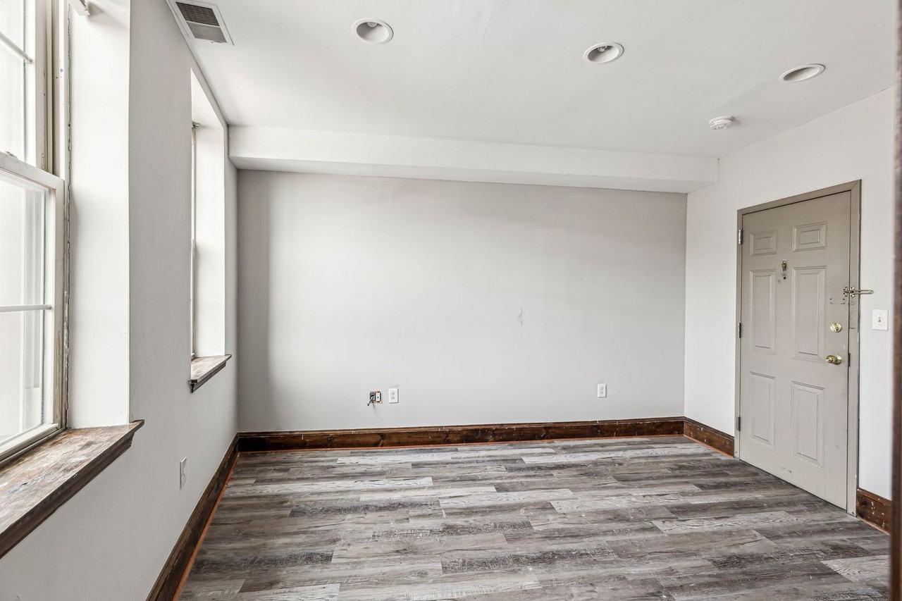 5100 WALNUT STREET LLC - Photo 3 of 12