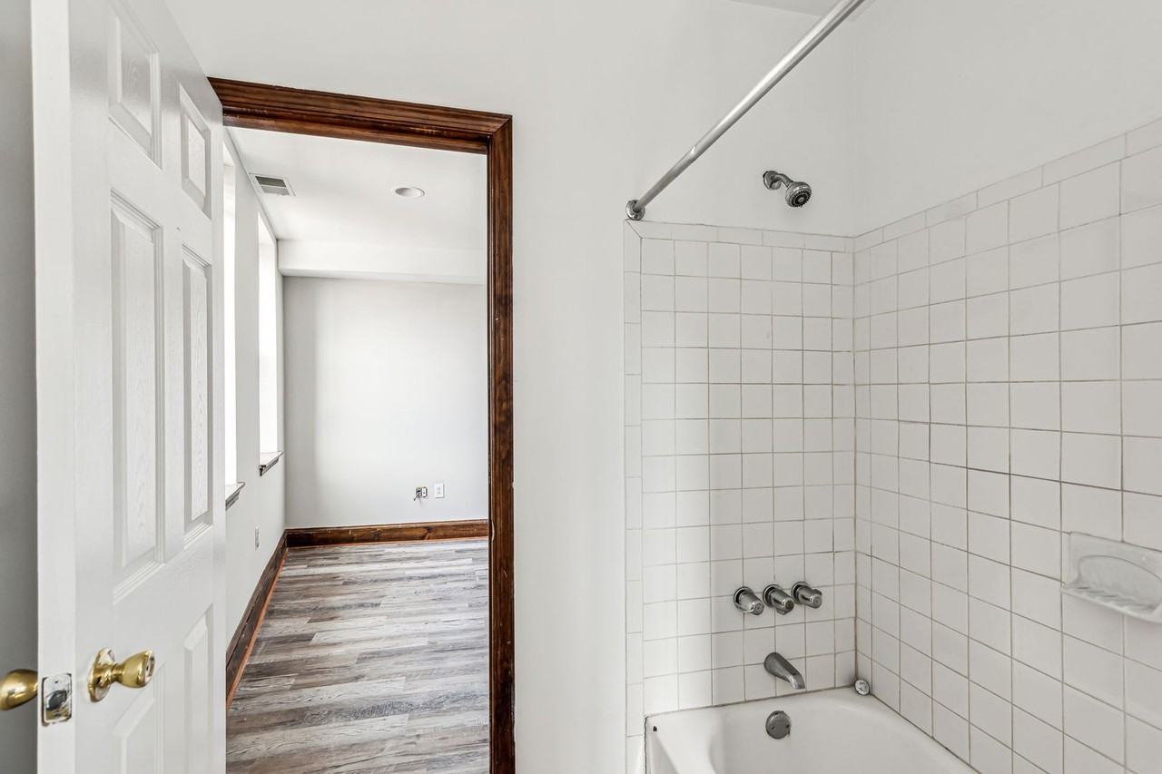 5100 WALNUT STREET LLC - Photo 7 of 12