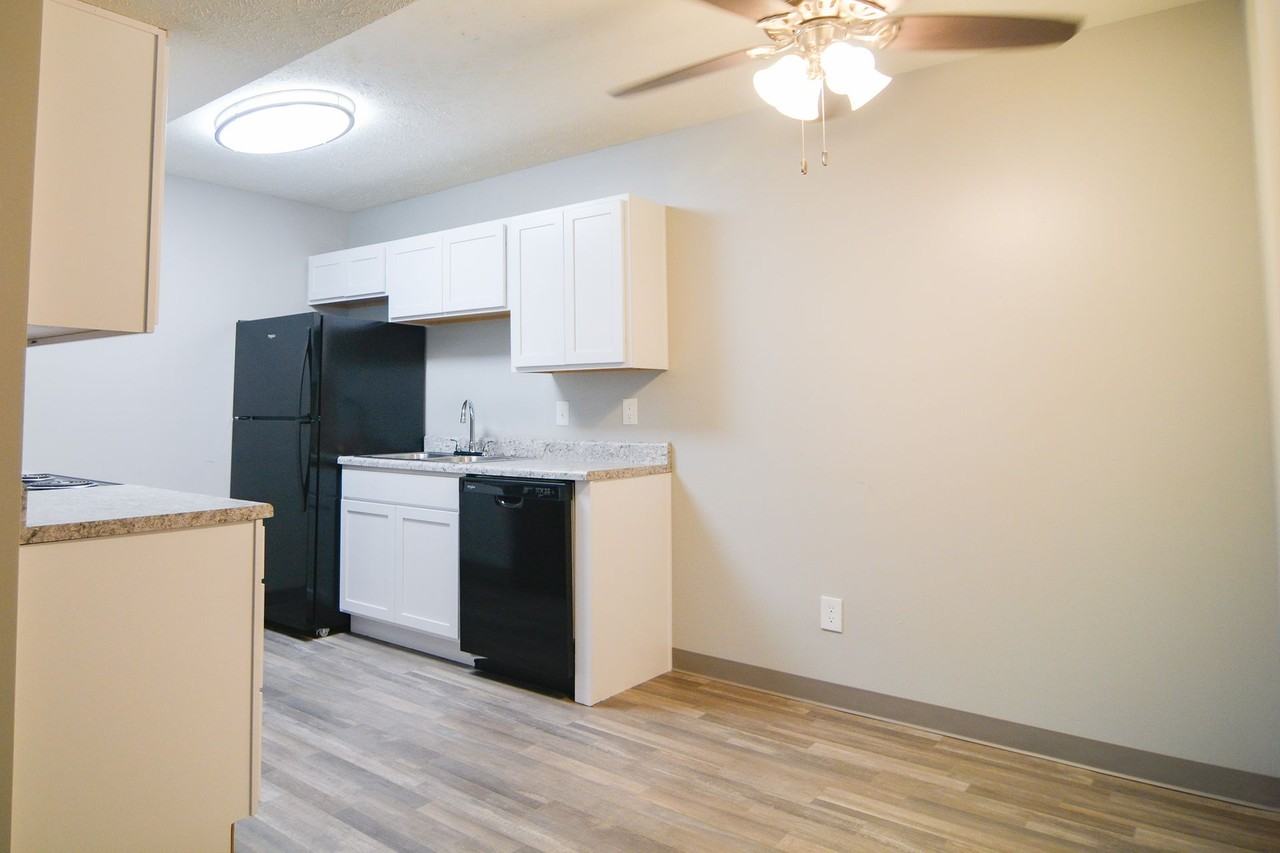 Normandy Hills Apartments LLC - Photo 3 of 41