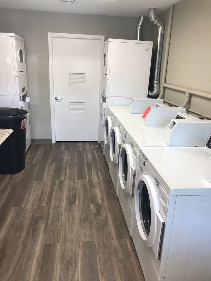 Del Nido Apartments - Photo 2 of 23