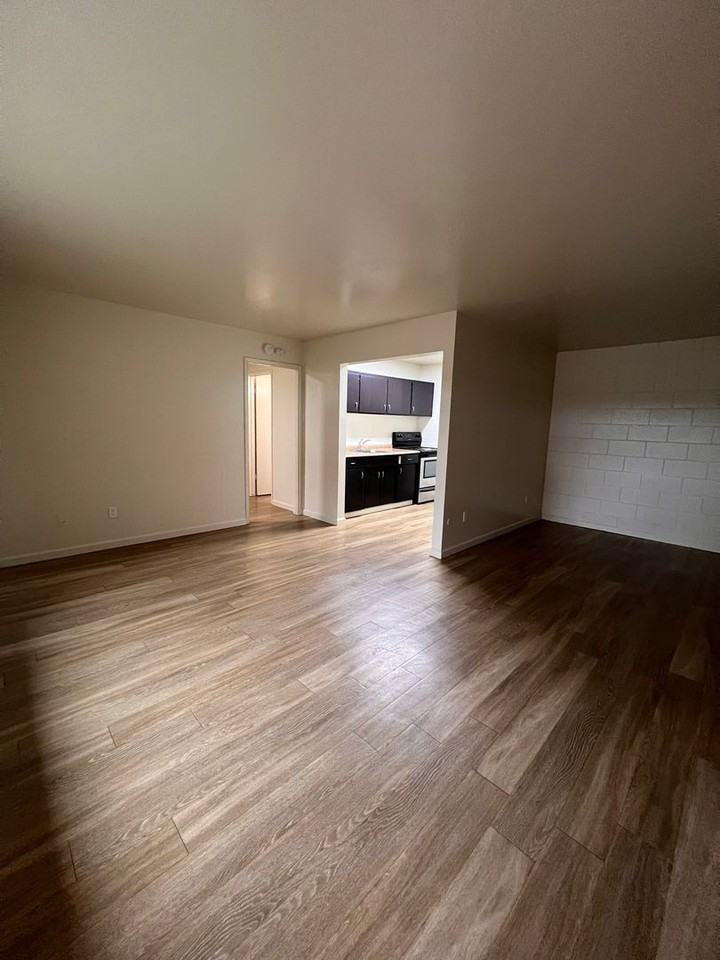 Del Nido Apartments - Photo 5 of 23