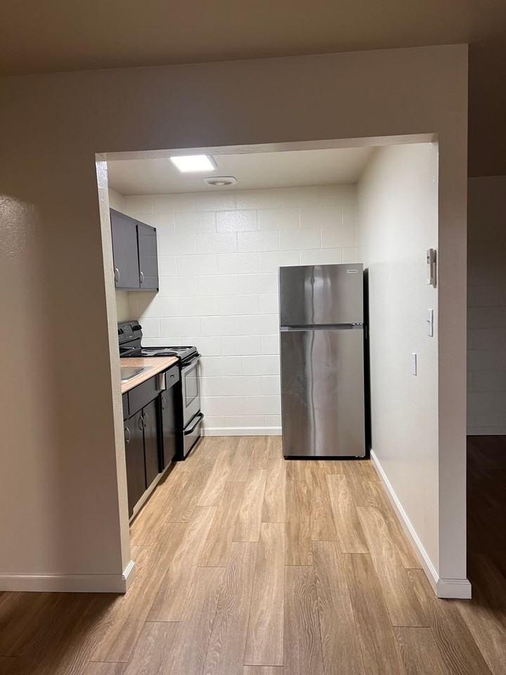 Del Nido Apartments - Photo 6 of 23