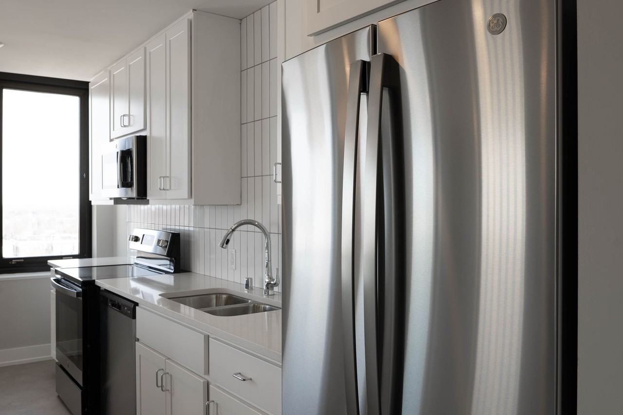 The Residences at Zuelke - Photo 6 of 19