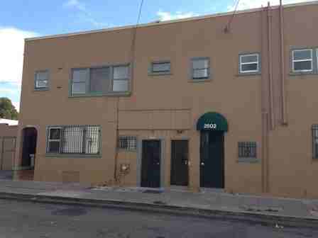 2800 68th Ave - Photo 2 of 7