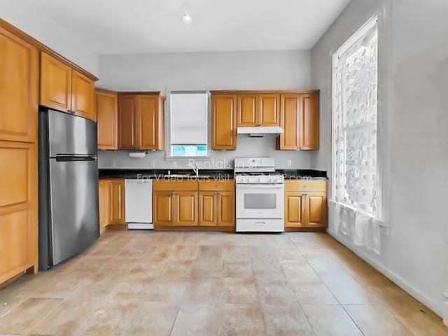 188 Winfield St #4 - Photo 2 of 14