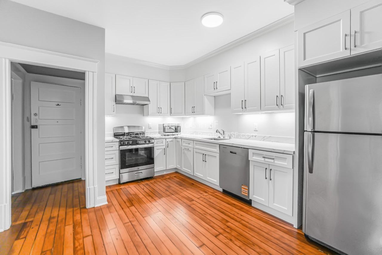 388 Park St #A - Photo 3 of 14