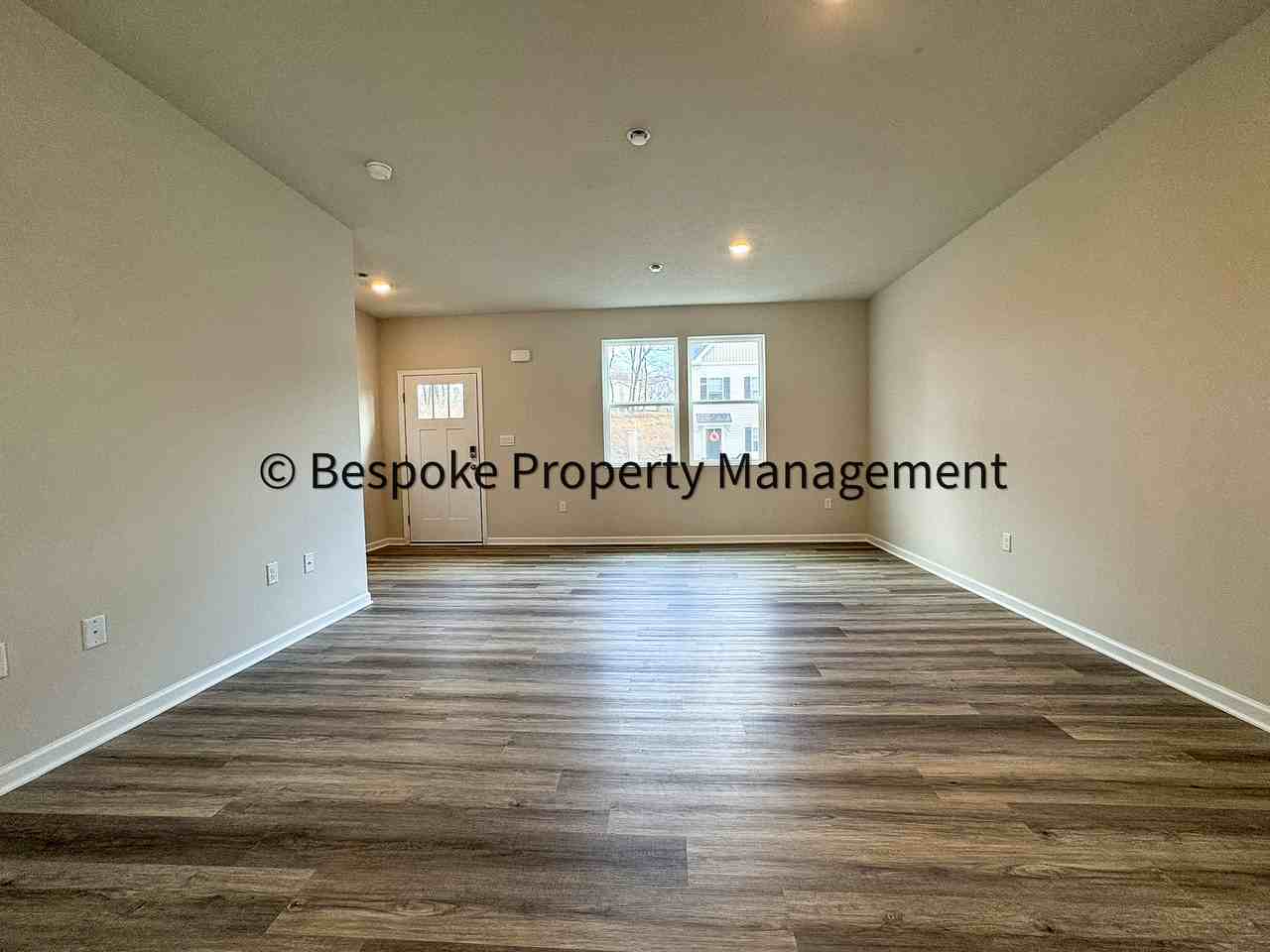 761 Mulligan Ct - Photo 5 of 36