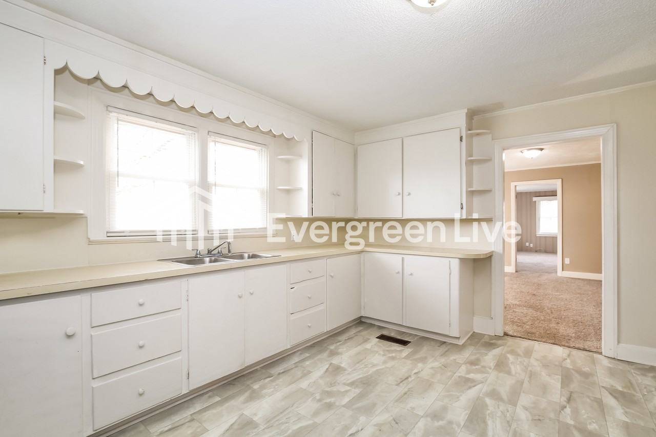 4207 Garden St - Photo 7 of 16