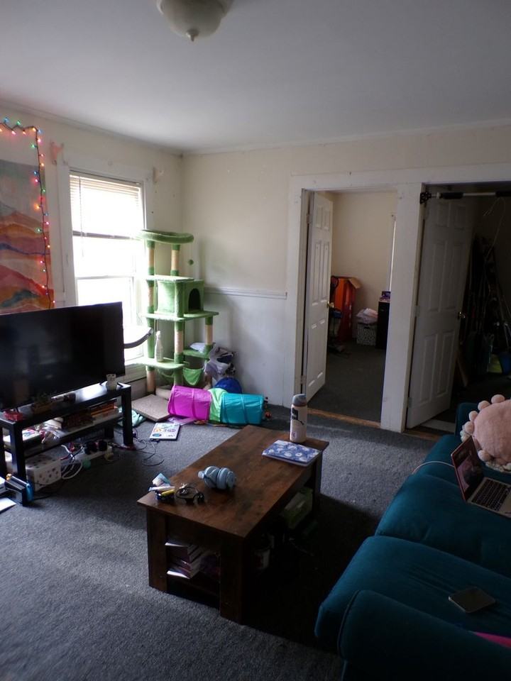 83 Park Street, Orono ME - Photo 4 of 14