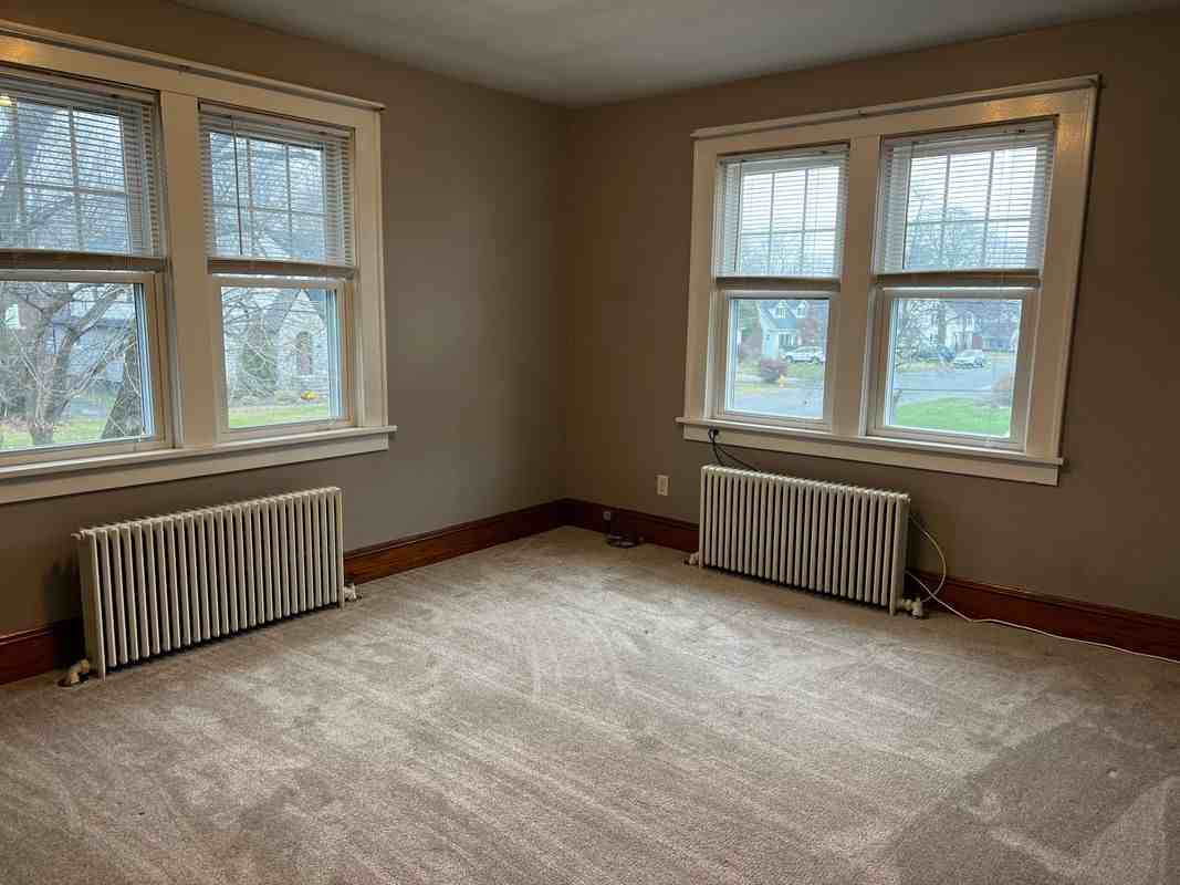 24 Lawncrest Road - Photo 7 of 9