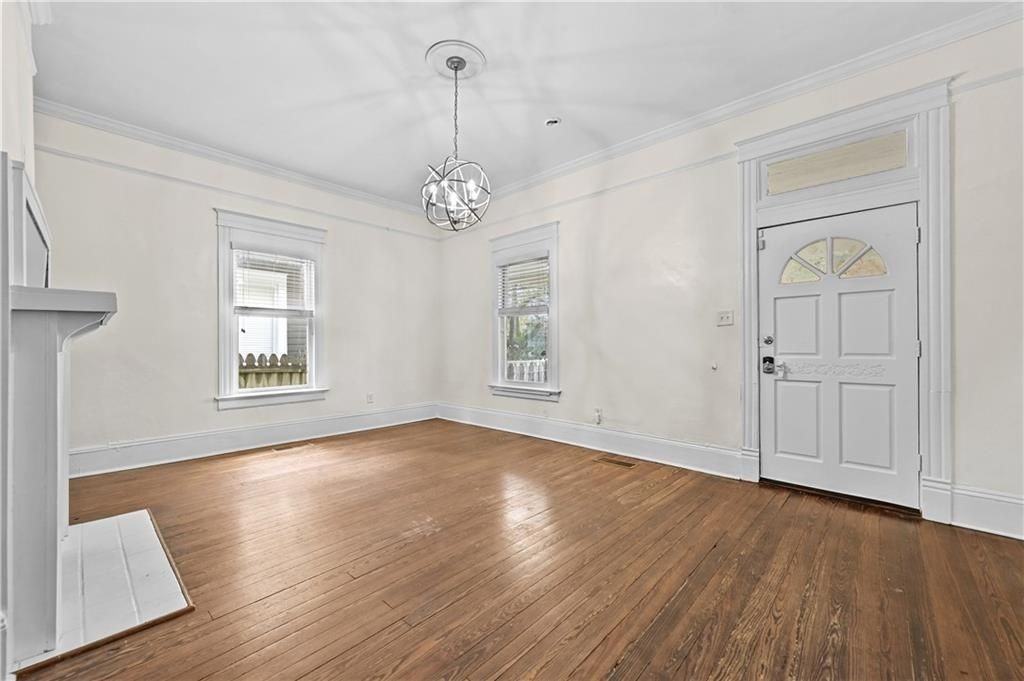 470 Kelly Street Southeast - Photo 4 of 28