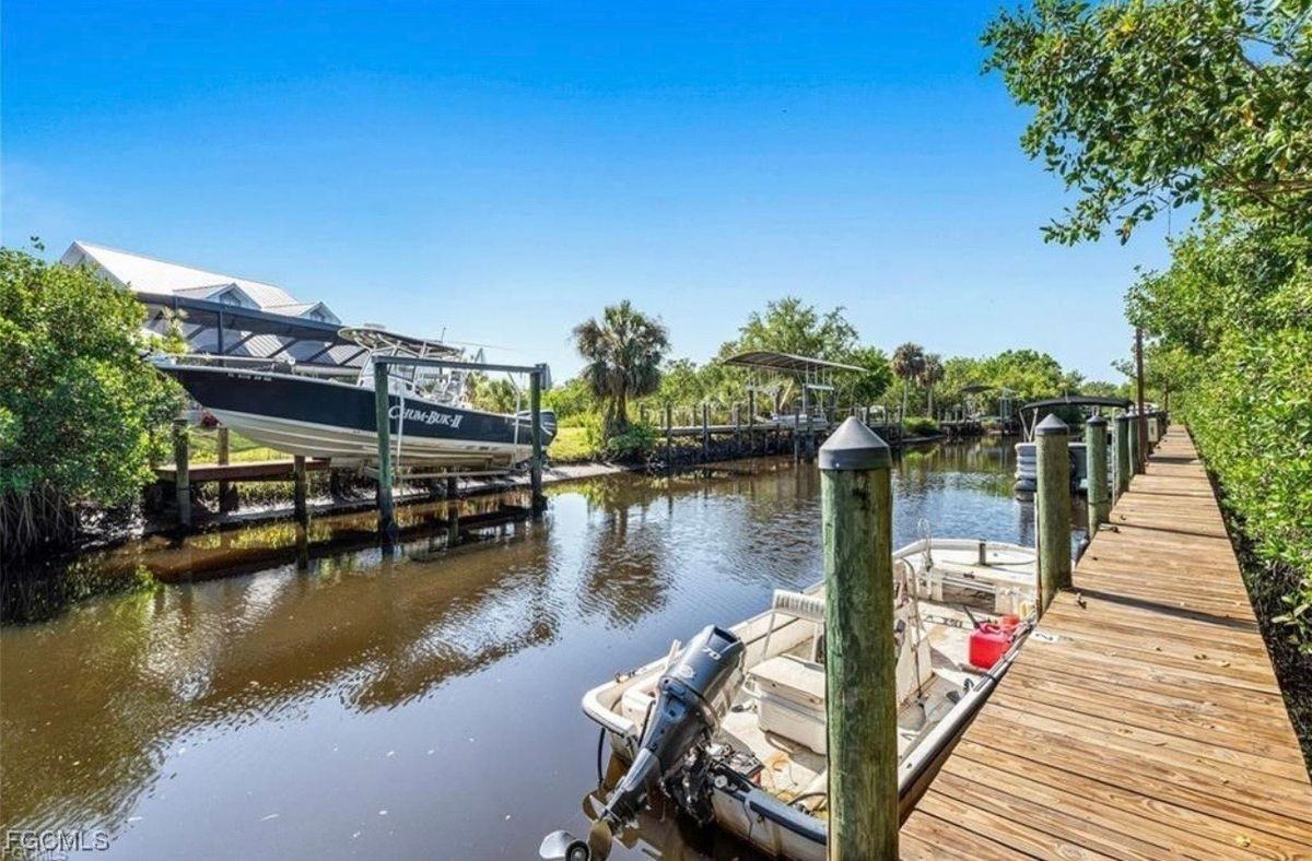 15630 Crystal Lake Drive ##102 - Photo 5 of 12