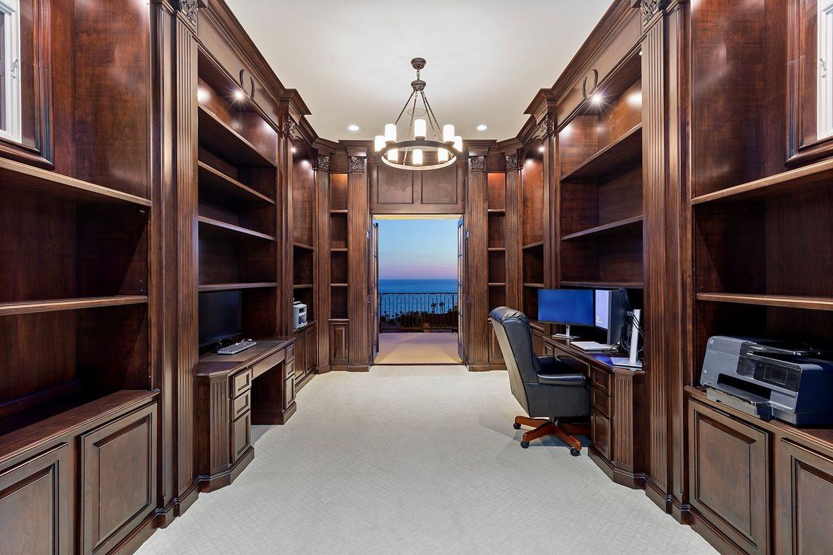 26 Cliffhouse Bluff - Photo 3 of 9