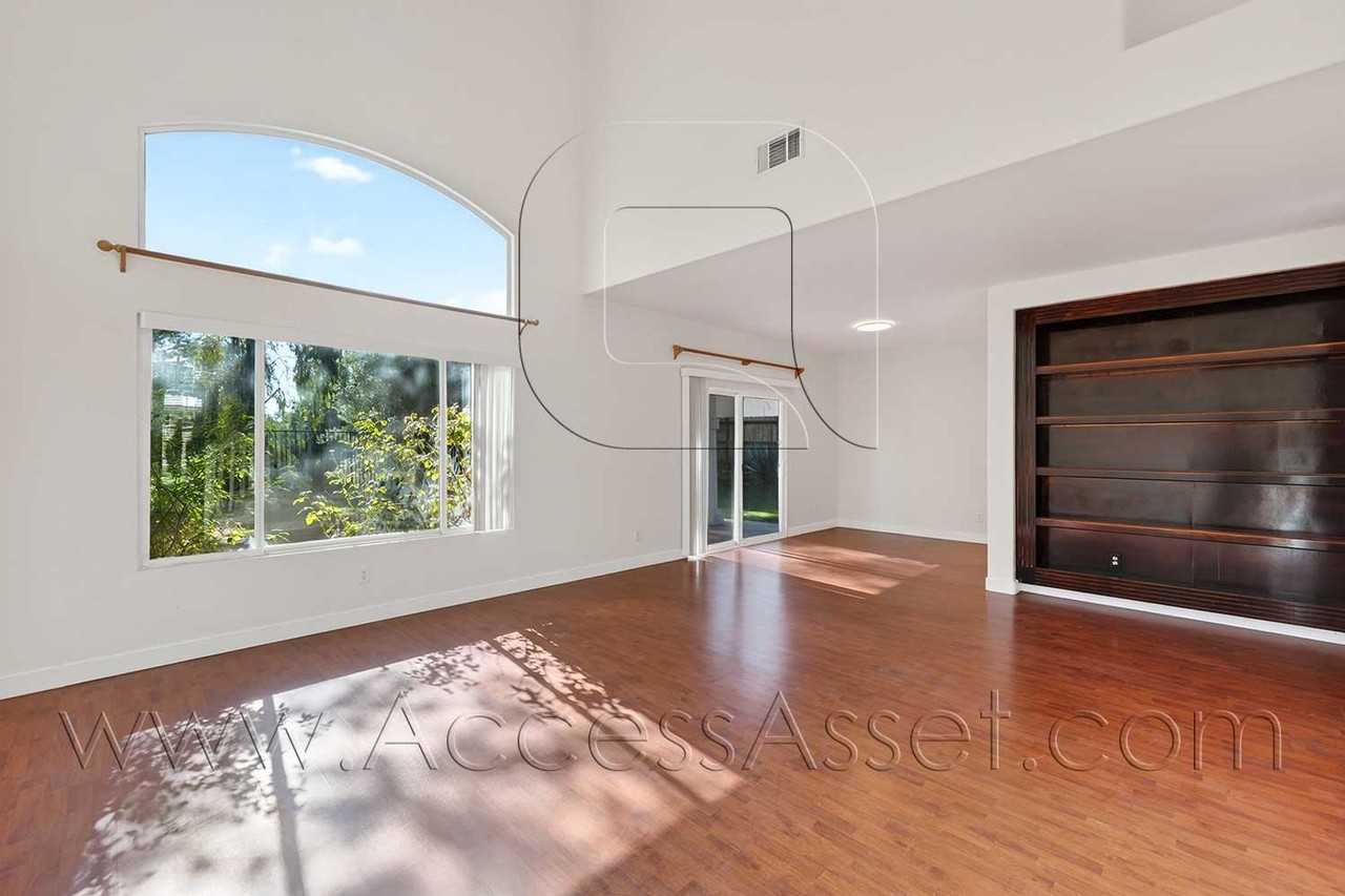 23870 Buttercup Dr - Photo 6 of 42