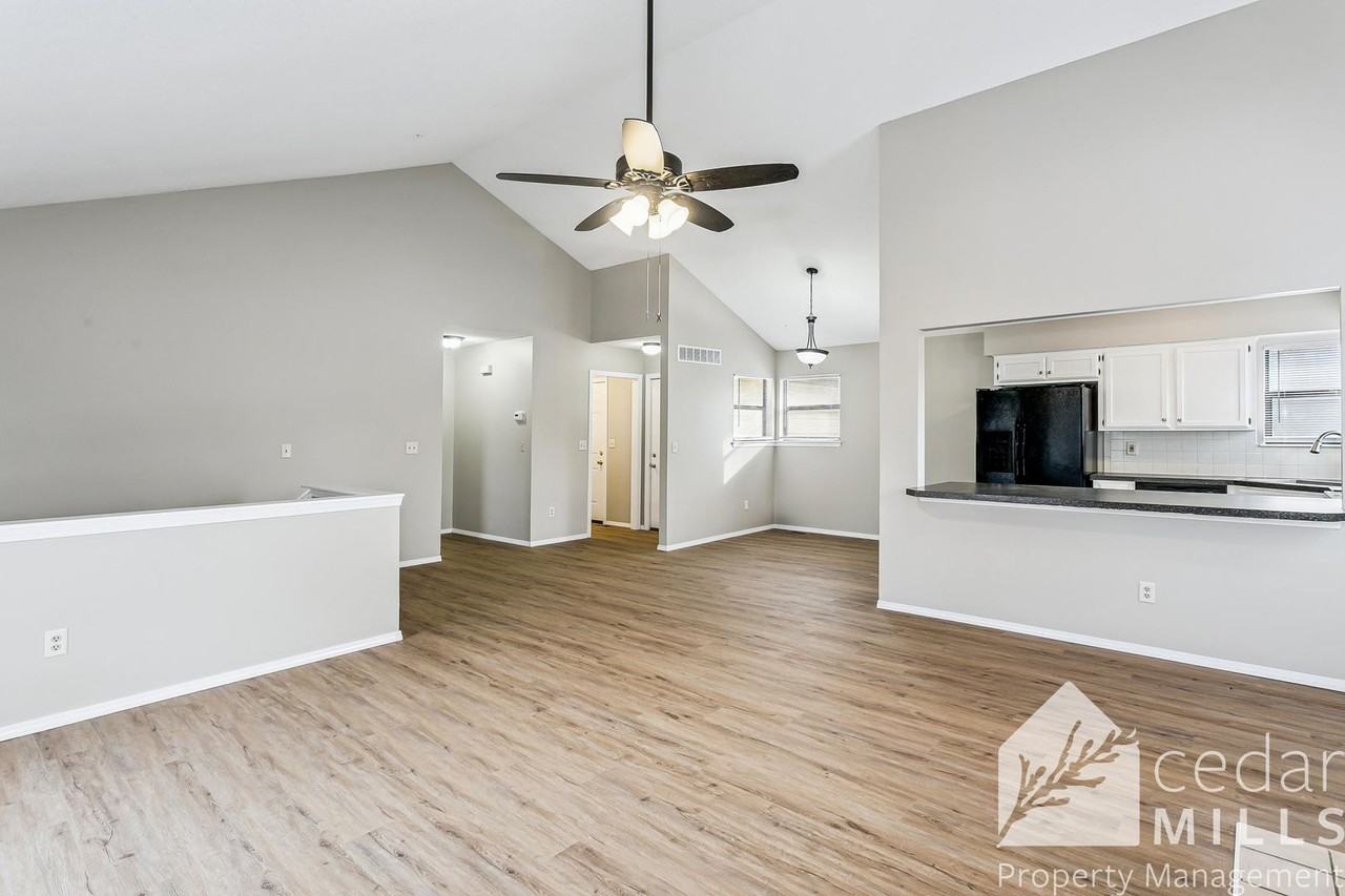 580 West 3rd Street - Photo 3 of 14