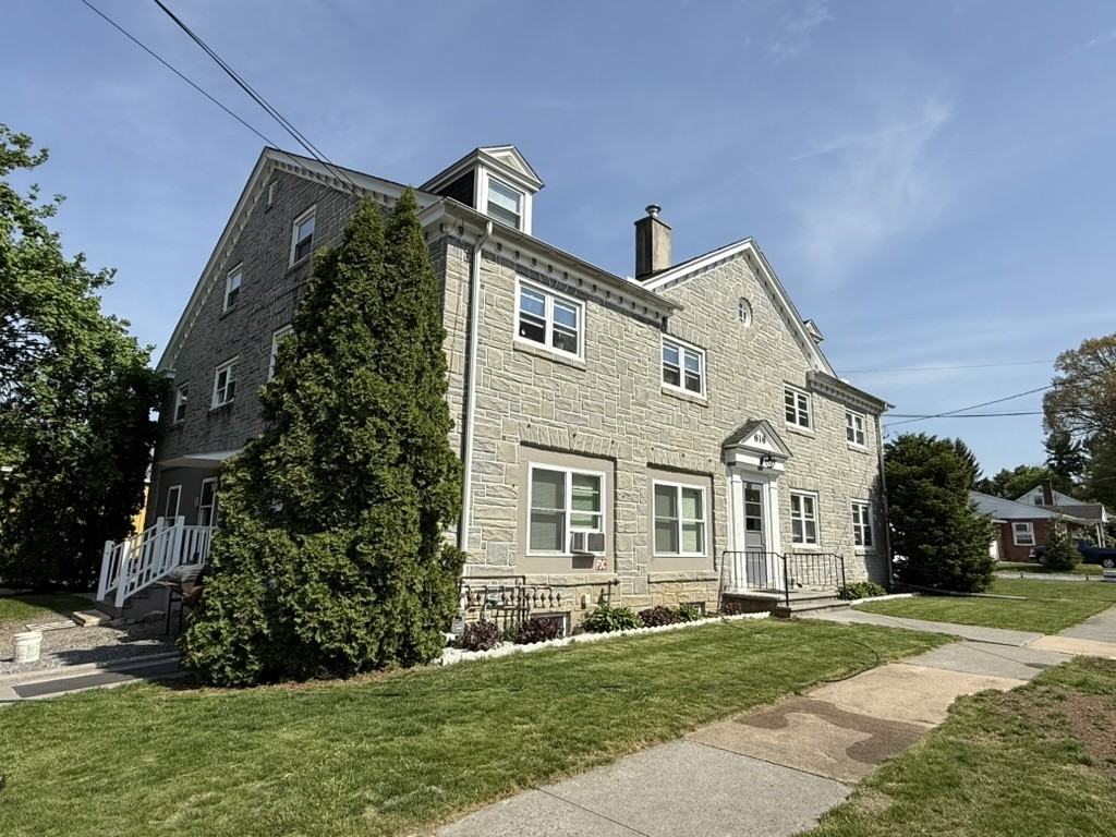 616 Renova Avenue - Photo 2 of 16