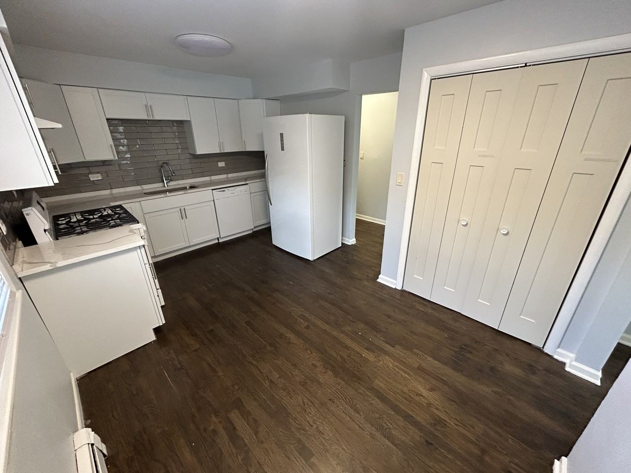 1220 Marengo Avenue - Photo 2 of 11