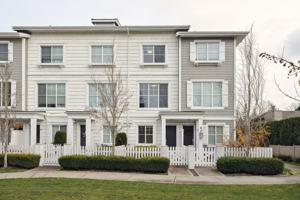 featured image of 16228 16 Ave