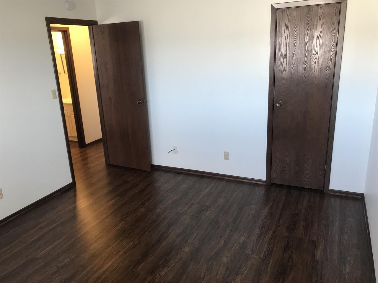 6450 FARMDALE RD - Photo 5 of 10