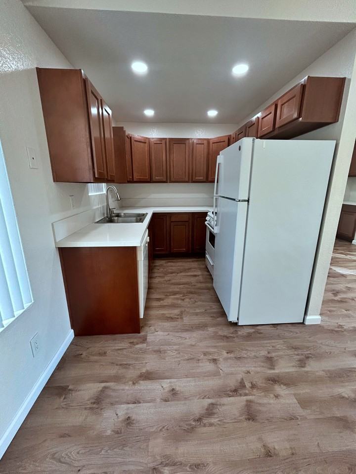 4337 TEMECULA ST - Photo 2 of 5