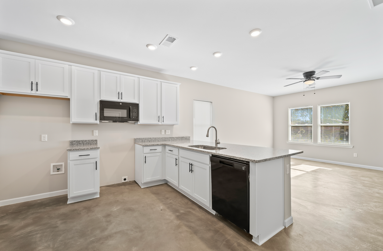 3310 Tutwiler Avenue - Photo 3 of 16