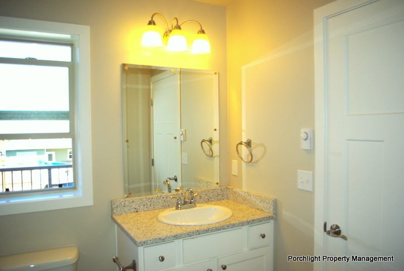 AARON2003 - Photo 3 of 15