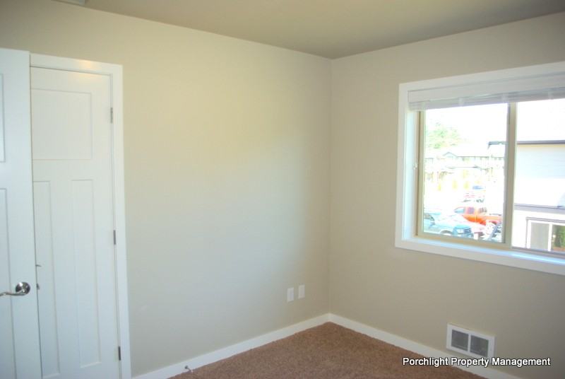 AARON2003 - Photo 7 of 15