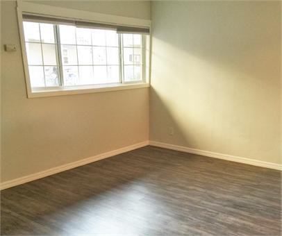 777 Seacoast Drive - Photo 4 of 10