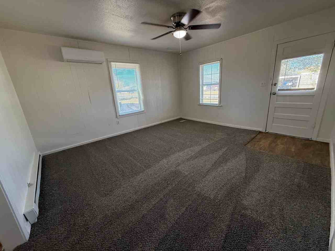 3217 Baylor St - Photo 3 of 11