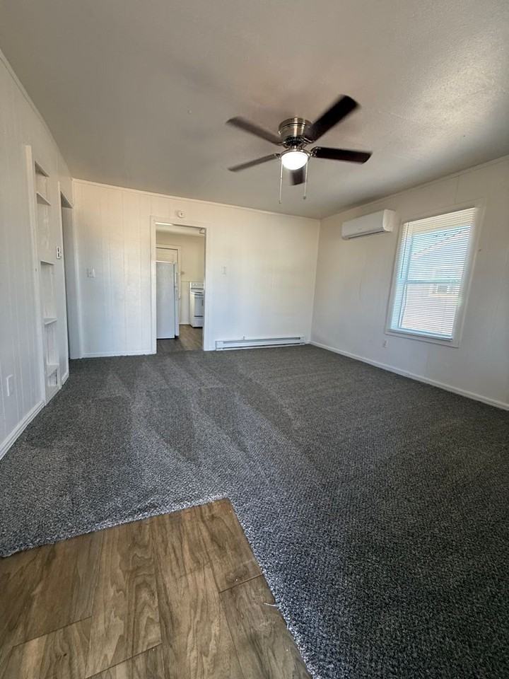 3217 Baylor St - Photo 5 of 11