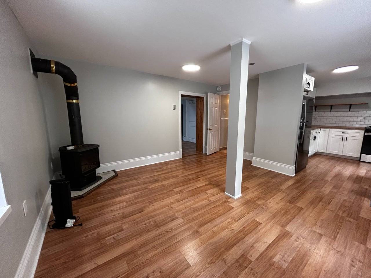 75 Elizabeth Street - Photo 2 of 9
