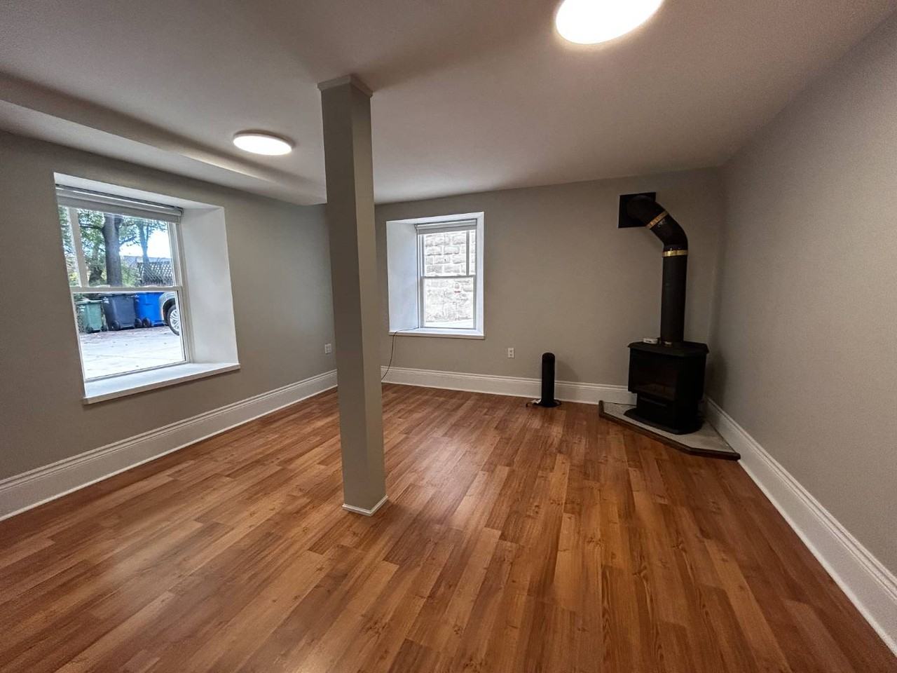 75 Elizabeth Street - Photo 3 of 9