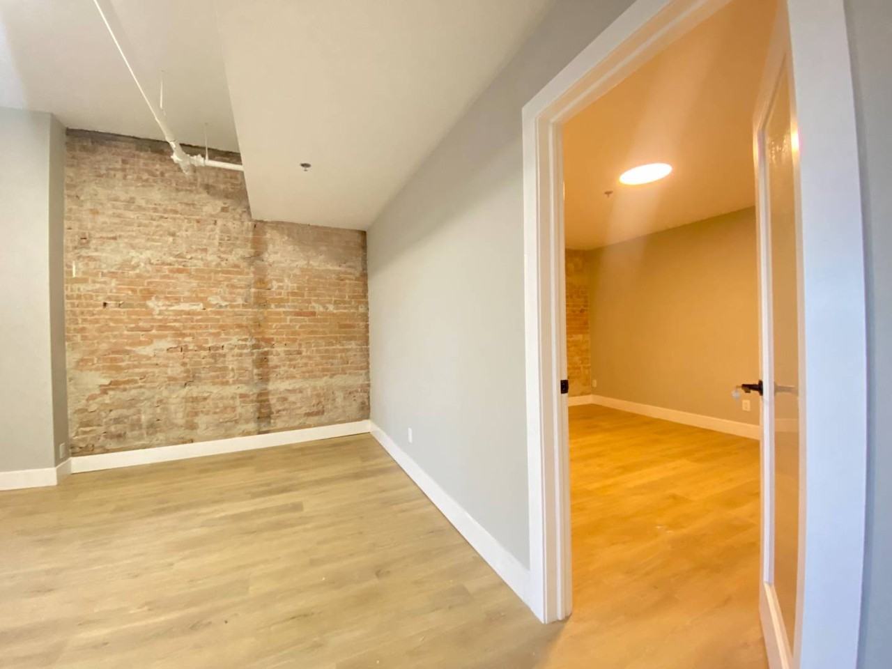 51 King St W #306 - Photo 7 of 20