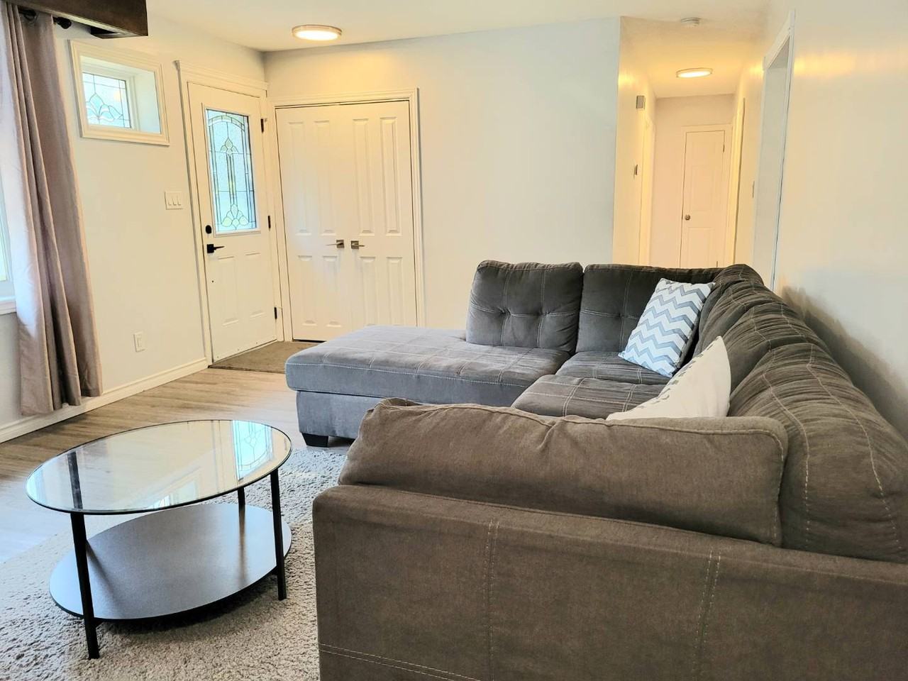 1116 Indian Road North - Photo 5 of 20