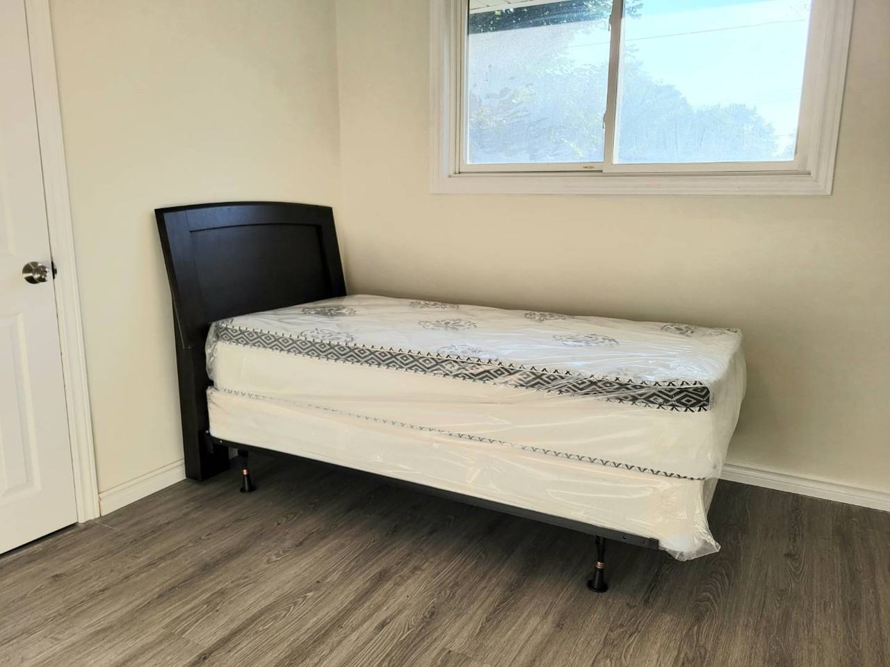 1116 Indian Road North - Photo 7 of 20